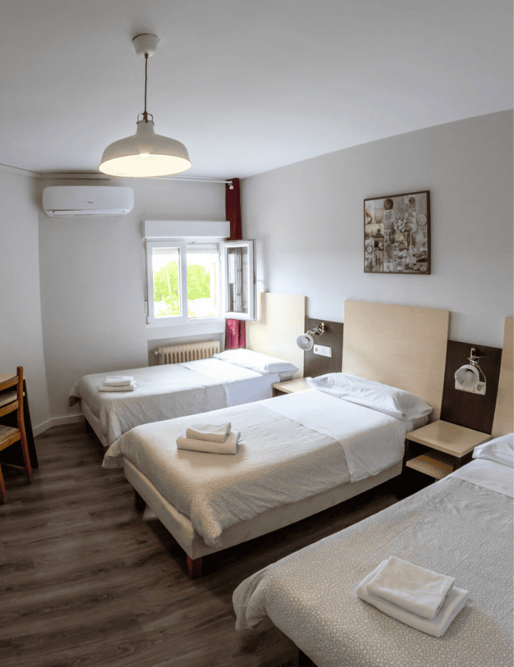hostal la cabrera